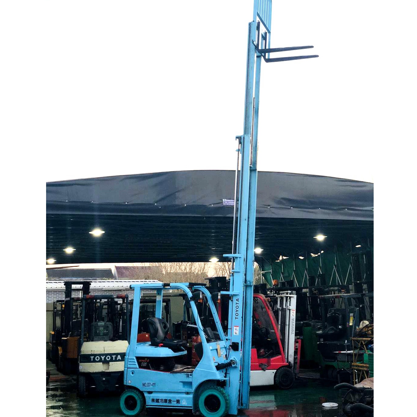 二手進口電動叉車1.5噸豐田高位叉車6米門架
