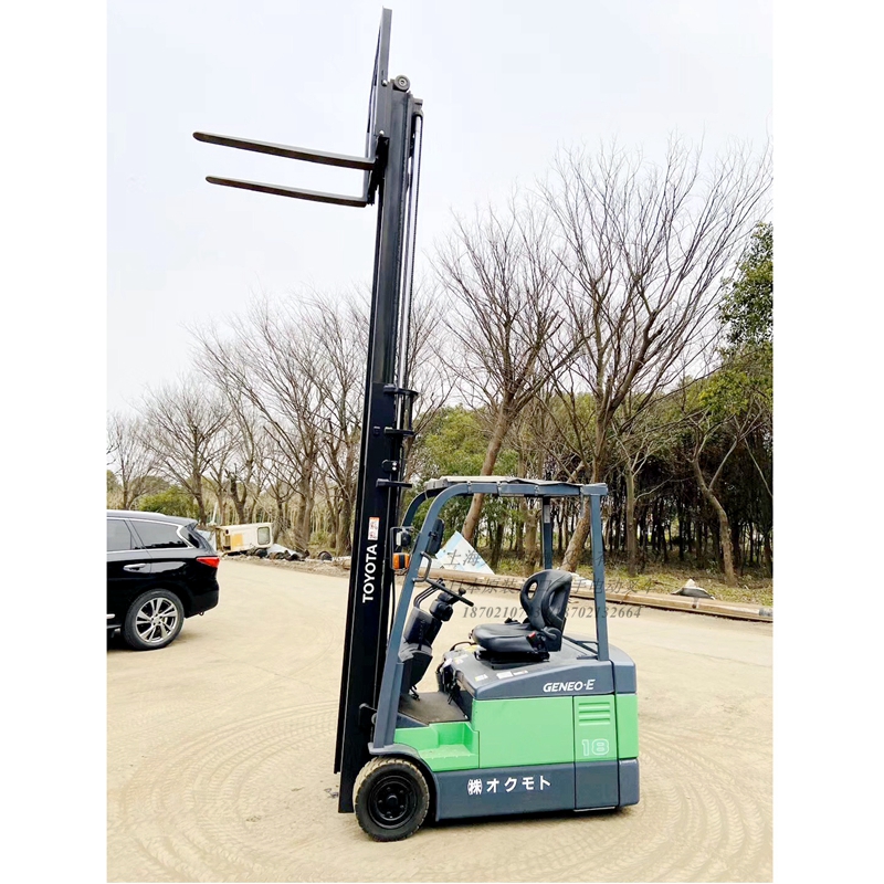 二手原裝進(jìn)口三支點式豐田1.8噸電動叉車升高4米