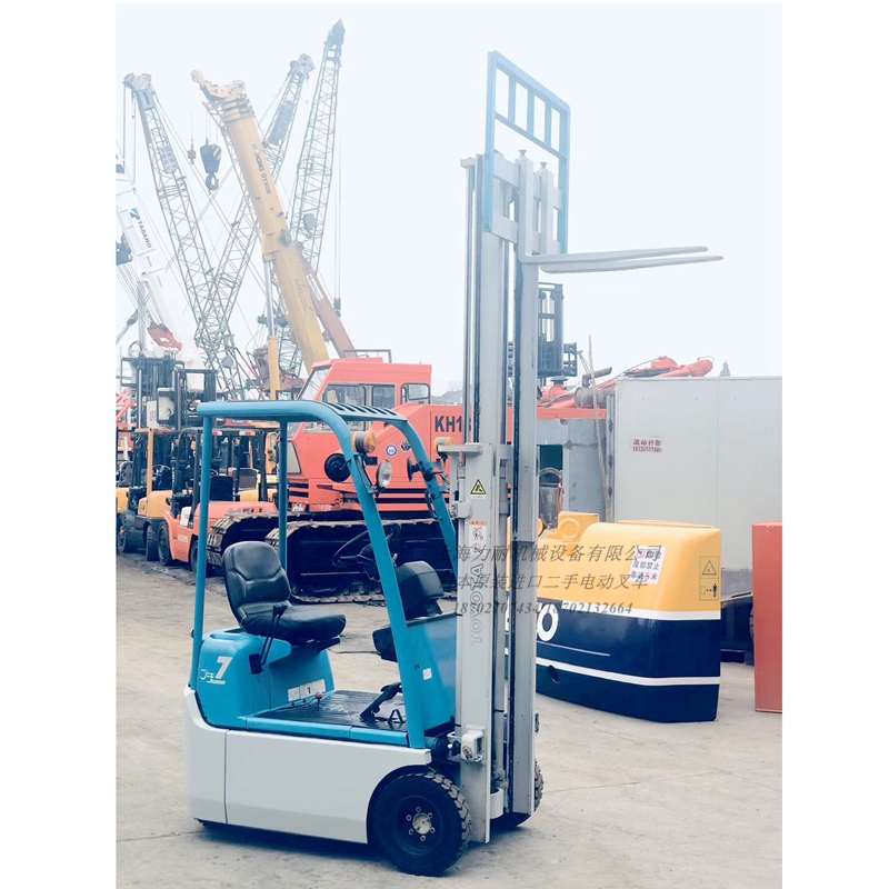 二手原裝進(jìn)口豐田電瓶叉車 0.7噸全電動(dòng)叉車 價(jià)格優(yōu)惠